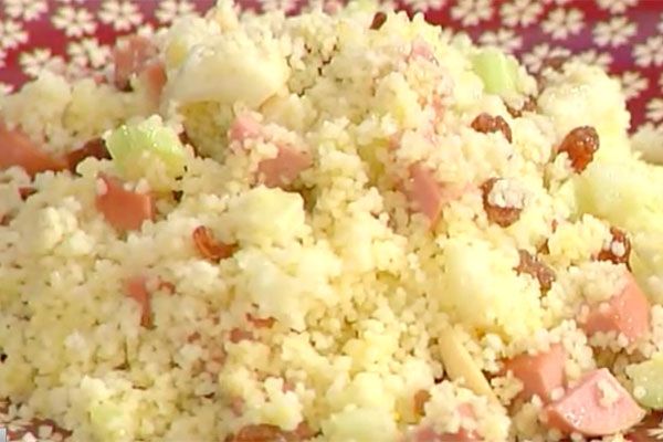 Ricetta Cous cous con wurster di pollo - Anna Moroni Cous cous con wurster di pollo - Anna Moroni