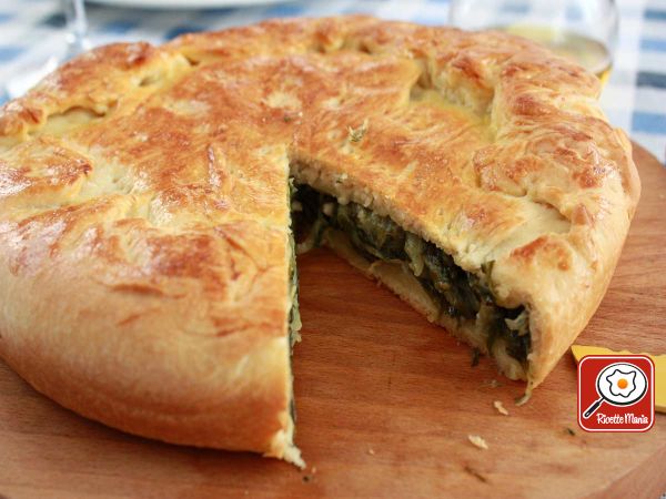 Ricetta Pizza di scarola - Antonino Cannavacciuolo Pizza di scarola - Antonino Cannavacciuolo