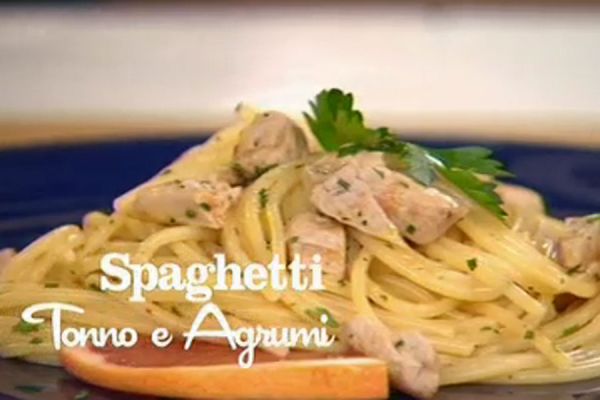 Spaghetti tonno e agrumi - I men di Benedetta
