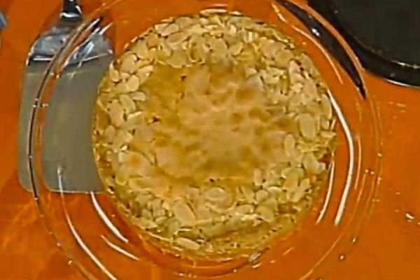 Torta alle mandorle - Antonella Clerici
