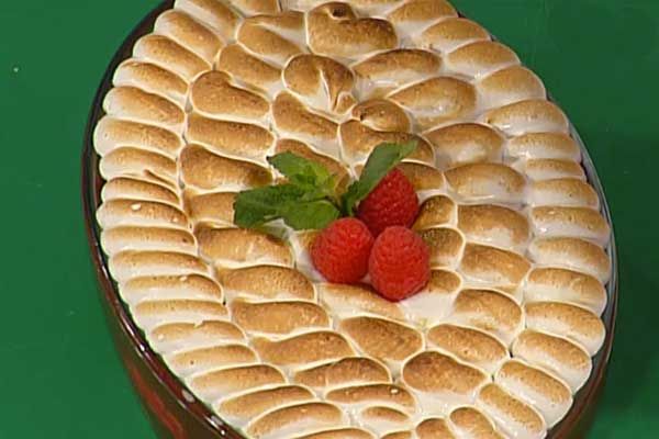 Colomba al lampone e meringa flamb�