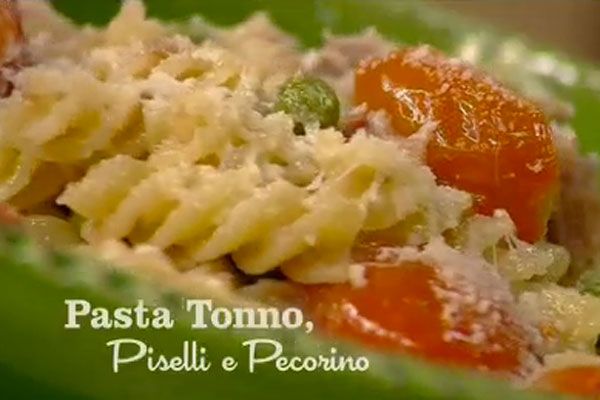 Pasta tonno piselli e pecorino - I men� di Benedetta