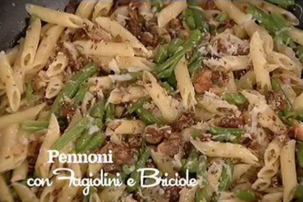 Pennoni con fagiolini e briciole - I men� di Benedetta