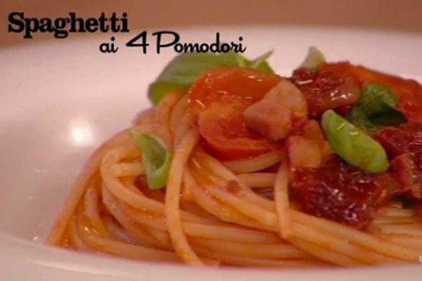 Spaghetti ai 4 pomodori - I men� di Benedetta