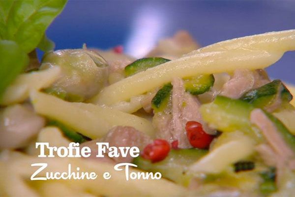 Trofie con fave zucchine e tonno - I men� di Benedetta