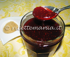 Marmellata di fragole con zucchero di canna