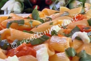 Pasta tricolore - cotto e mangiato