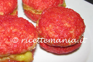 Pesche all'alchermes