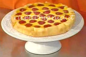 Crostata con clafoutis di fragole