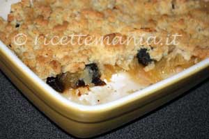 Crumble di mele e prugne