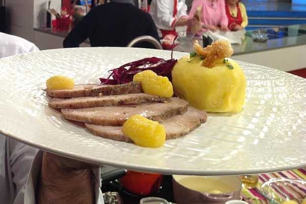 Arrosto di maiale con canederli di patate