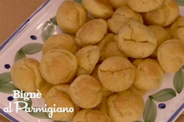 Bignè al parmigiano - I menù di Benedetta