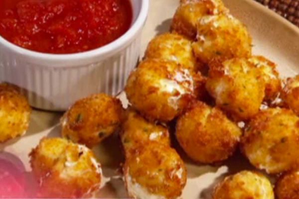 Bocconcini di formaggio fritti - Cucina con Buddy