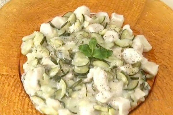 Bocconcini di pollo zucchine e menta - cotto e mangiato