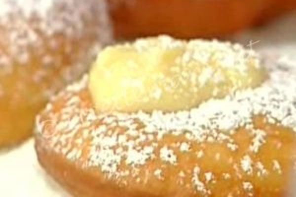 Bomboloni con la crema - Alessandra Spisni