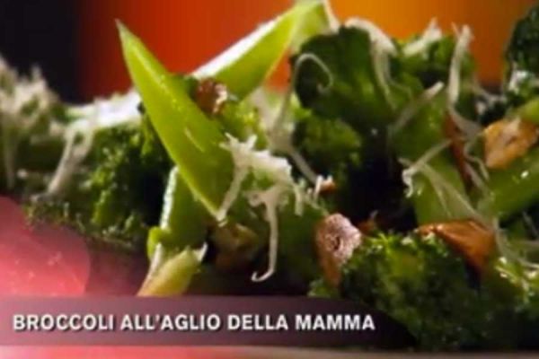 Broccoli all'aglio della mamma - Cucina con Buddy