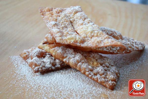 Ricetta Bugie di carnevale - Suor Germana Bugie di carnevale - Suor Germana