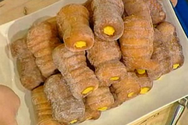 Cannoli fritti di carnevale - Sal De Riso