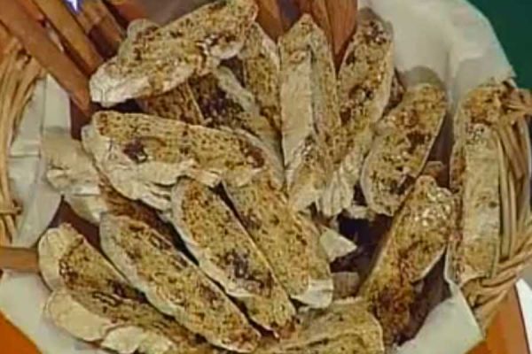 Cantucci con datteri cioccolato e cannella - Anna Moroni