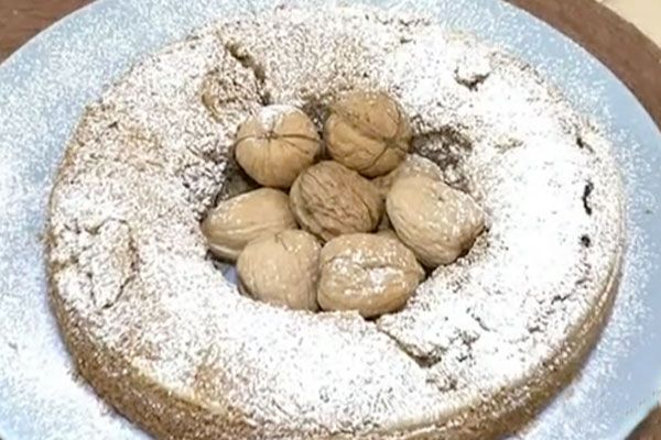 Ciambella di noci - cotto e mangiato