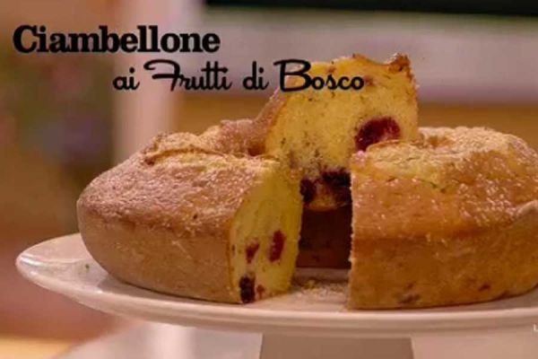 Ciambellone ai frutti di bosco - I men di Benedetta