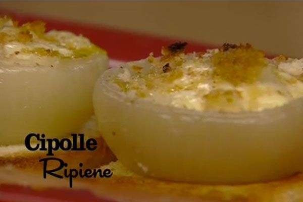 Cipolle ripiene con crescenza - I men di Benedetta