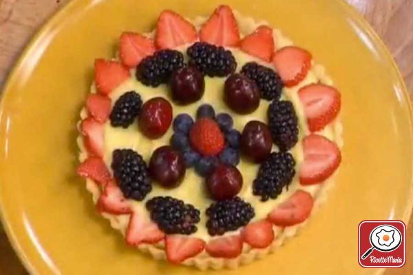 Crostata con crema e frutti di bosco - Valentina Gigli