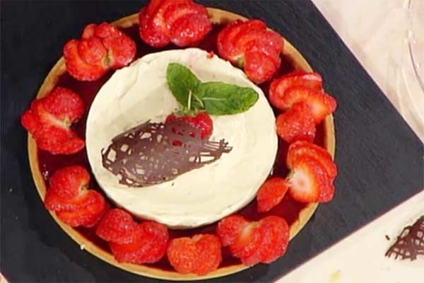 Crostata di fragole e cioccolato bianco - Guido Castagna