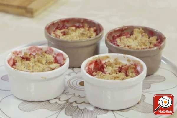 Crumble di prugne - Molto Bene