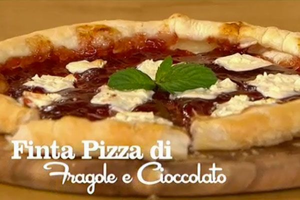 Finta pizza di fragole e cioccolato - I men di Benedetta