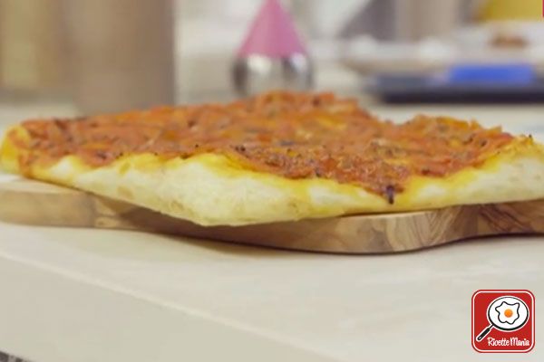 Focaccia alla marinara - Molto Bene