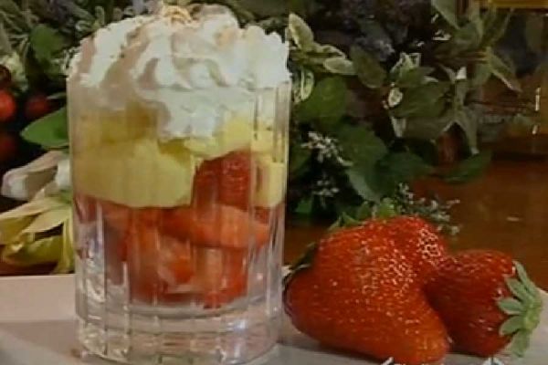 Fragole crema e panna - cotto e mangiato