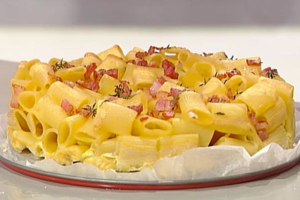 Frittata di pasta e pancetta