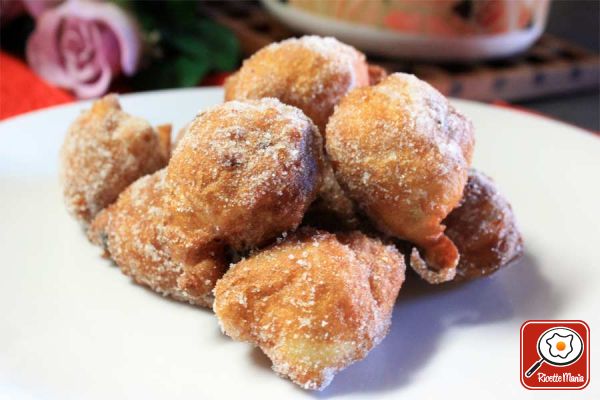 Frittelle con uvetta