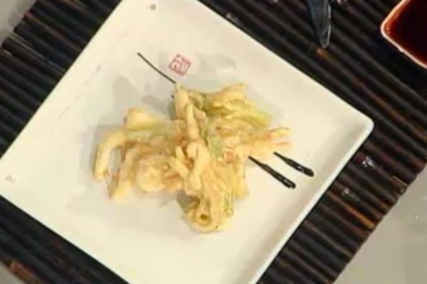 Frittelline di calamari con verdure e salsa di soia - Luca Vicentini