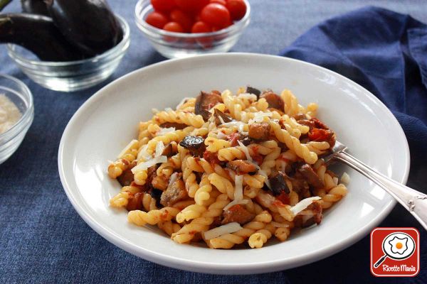 Fusilli con le melanzane