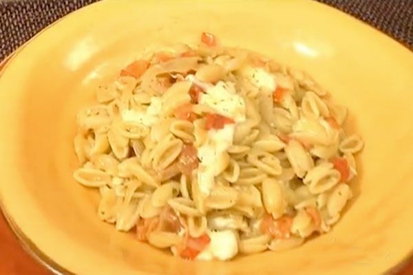 Gnocchetti pesto e mozzarella - Cotto e mangiato