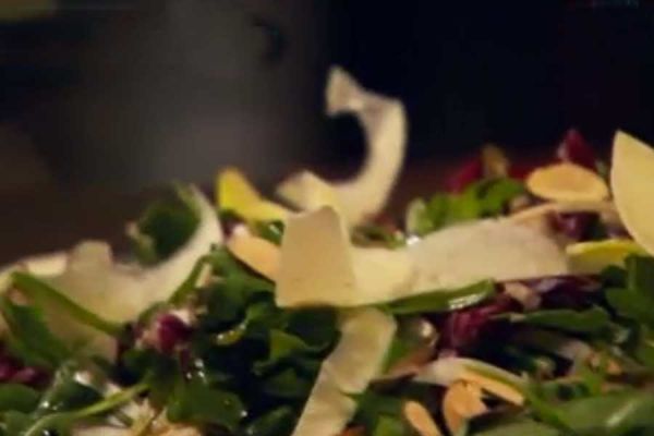 Ricetta Insalata tricolore con mozzarella - Cucina con Buddy Insalata tricolore con mozzarella - Cucina con Buddy