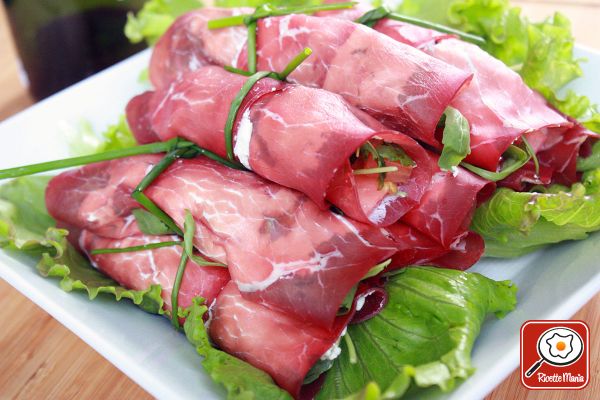 Involtini di bresaola