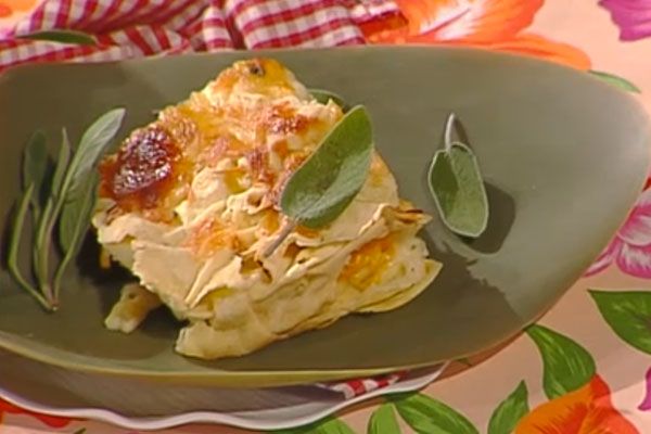 Lasagne di pollo, zucca e speck