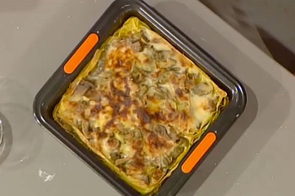 Ricetta Lasagne con porchetta e carciofi - Anna Moroni Lasagne con porchetta e carciofi - Anna Moroni