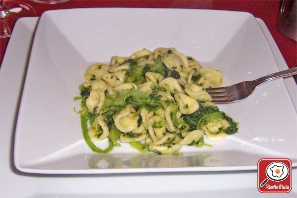 Orecchiette con cime di rapa