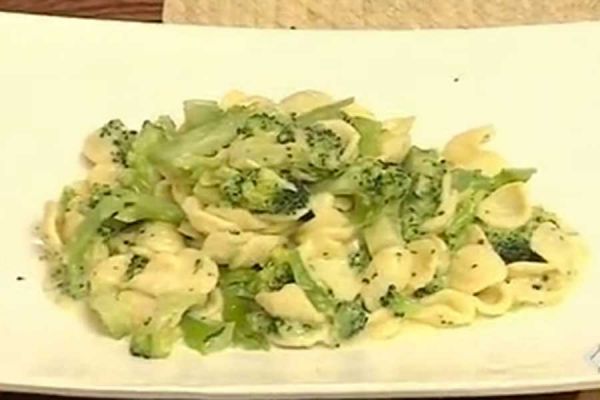 Orecchiette in crema di taleggio e broccoli - cotto e mangiato