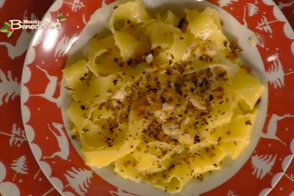 Ricetta Pappardelle ricce con gremolata - I menù di Benedetta Pappardelle ricce con gremolata - I menù di Benedetta
