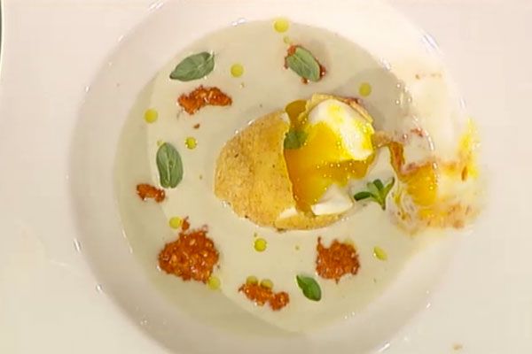 Passata di cardi con uovo alla milanese - Andrea Ribaldone