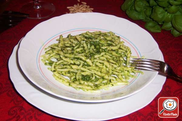 Pasta al pesto