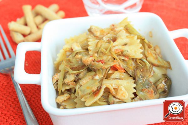 Pasta con carciofi e gallinella