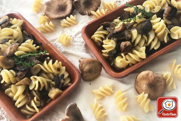 Pasta funghi e castagne