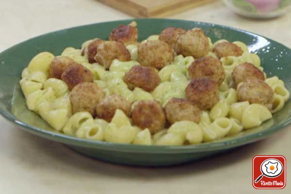 Pasta con polpettine e crema di patate - Molto Bene