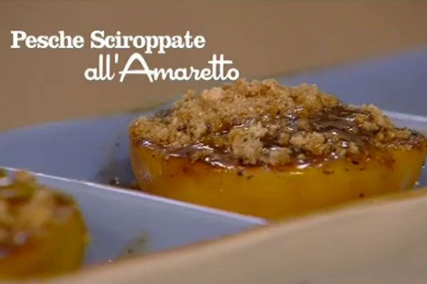 Pesche sciroppate all'amaretto - I men di Benedetta